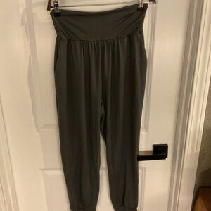 UEU - Gray High-Waisted Joggers - Ladies Size Medium